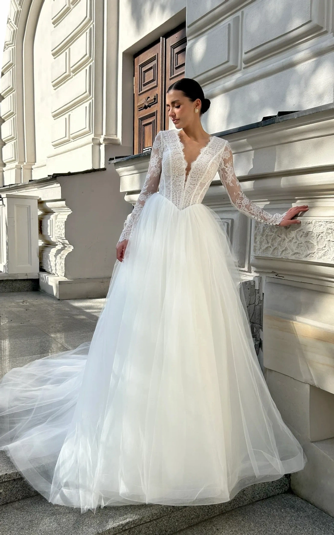 Fler | White Canvas Bride - Sabadelle | White Canvas Bridal